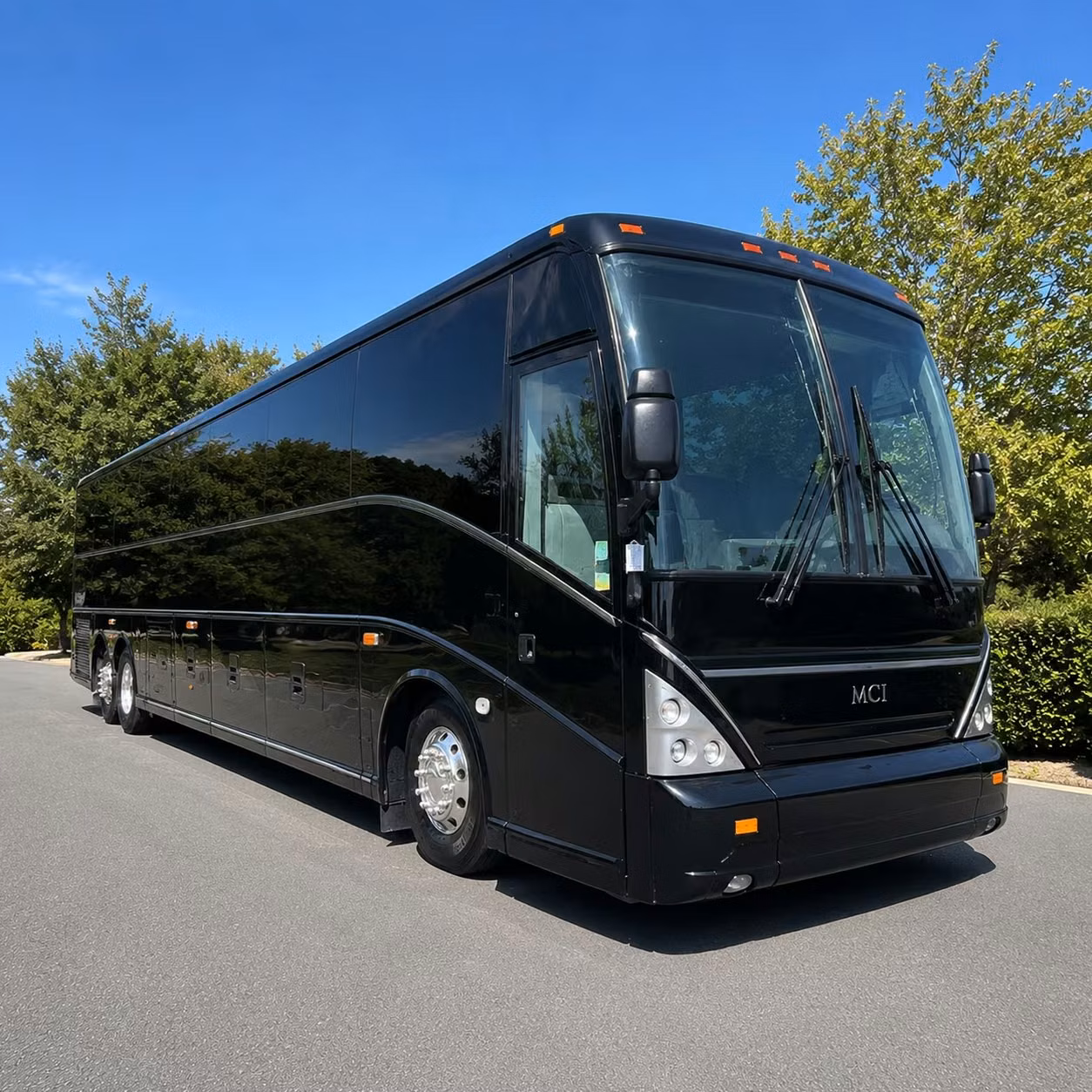 minneapolis charter bus rentals